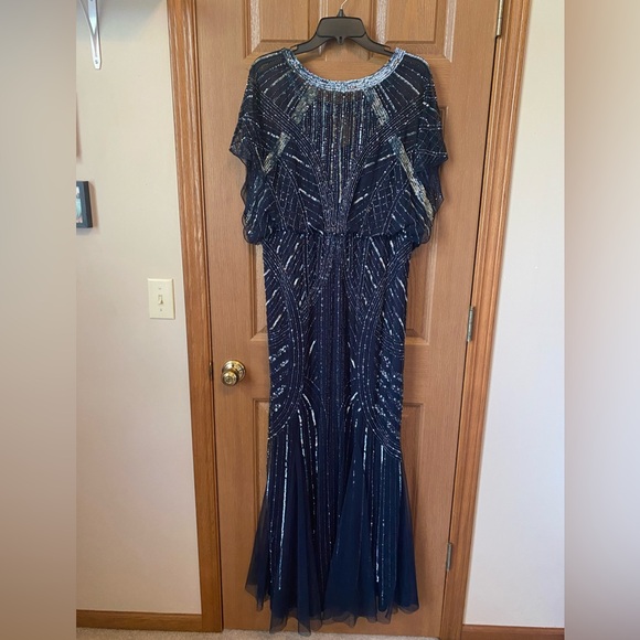 Navy and silver gown, unique and beautiful! Mother of the groom, worn once, 14 - Picture 1 of 8